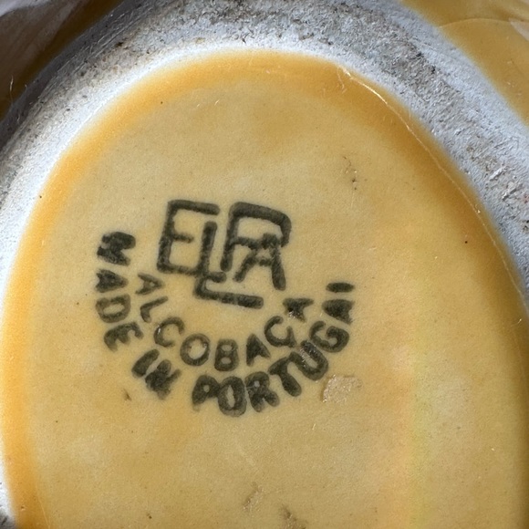 Pretty Vintage Yellow Butterfly Bowl - Picture 5 of 5